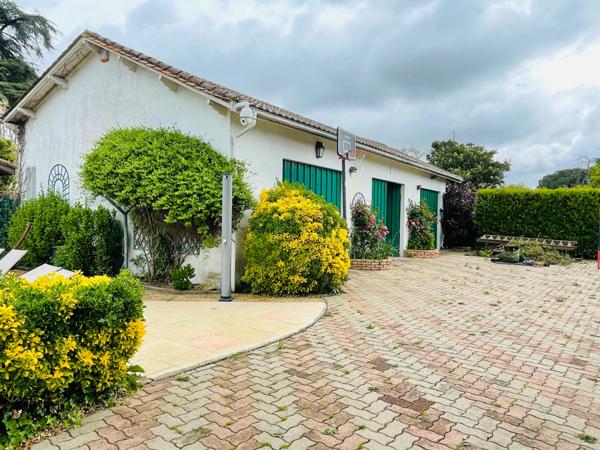 Maison à vendre    7 pièces •  Gardonne