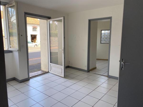 Immeuble de rapport à vendre à Mauriac dans le Cantal (15200), ref : 15060/1063