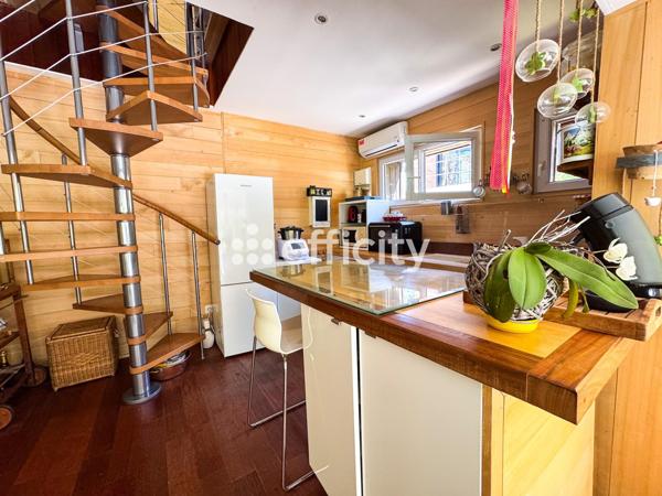 Maison 9 pièces - 182 m² Exclusivité efficity