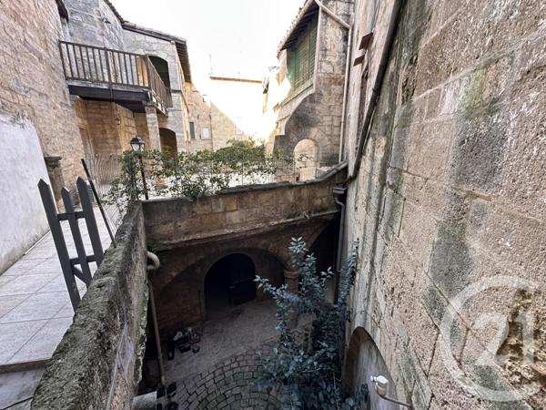 Appartement T7 à vendre  7 pièces - 235 m2 POUSSAN - 34