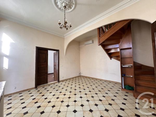 Appartement T7 à vendre  7 pièces - 235 m2 POUSSAN - 34