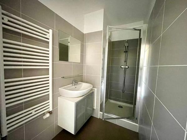 Appartement à vendre à Meyzieu (69330)