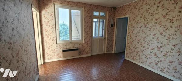 Besançon, secteur Trépillot, zone artisanale, maison de 129 m² sur 895 m²