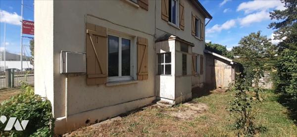 Besançon, secteur Trépillot, zone artisanale, maison de 129 m² sur 895 m²