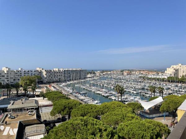 CARNON-PORT appartement T2 au dernier étage