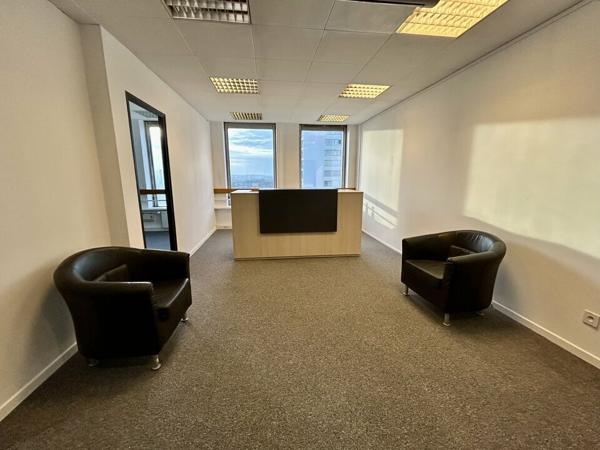 BUREAUX à LOUER de 142 m²