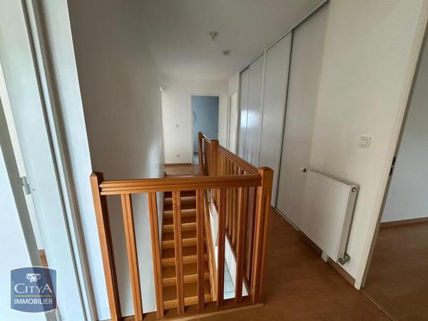Maison à louer 5 pièces 106.4m² Dijon (21000)