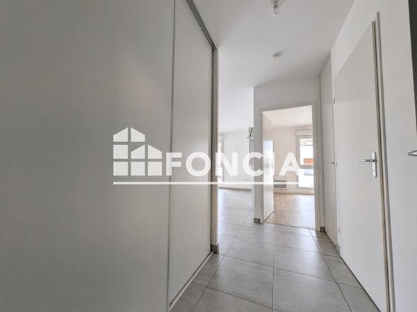 Location Appartement 2 pièces 44.09 m² - Mont Saint- Aignan 76130