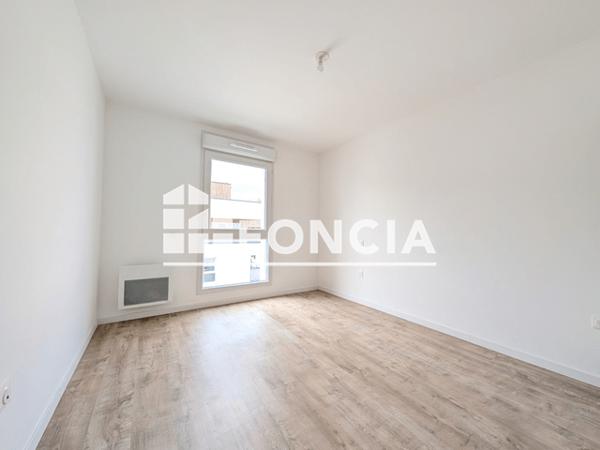 Location Appartement 2 pièces 44.09 m² - Mont Saint- Aignan 76130