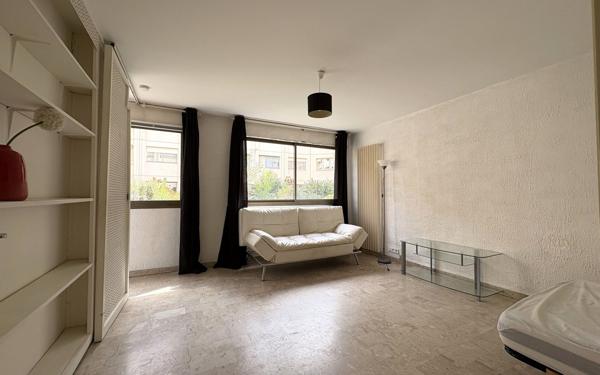 Appartement à vendre    1 pièce • 31,02 m2 Nice