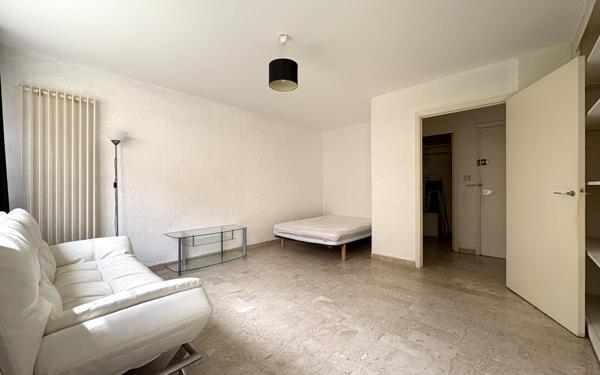 Appartement à vendre    1 pièce • 31,02 m2 Nice