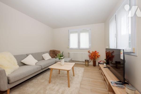 Villa rénovée de 211m² avec garage située dans le quartier QUENTOVIC proche plage et commerces