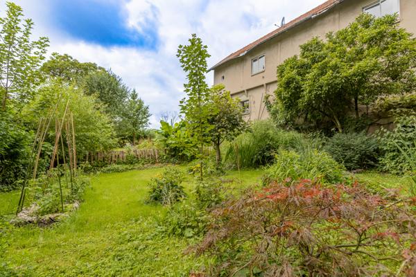 Ancien hôtel rénové avec gîtes à deux pas du lac de Pierre-Percée