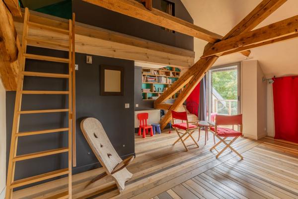 Ancien hôtel rénové avec gîtes à deux pas du lac de Pierre-Percée