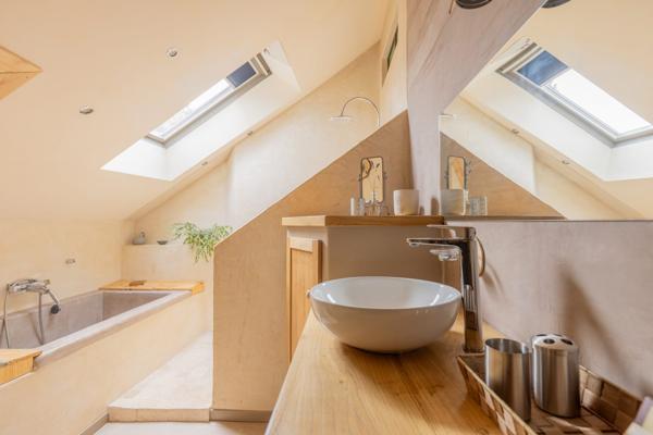 Ancien hôtel rénové avec gîtes à deux pas du lac de Pierre-Percée