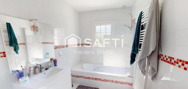 Talmont St Hilaire. Maison 124m2, 3ch, 608m2