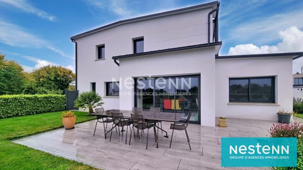 Maison contemporaine à vendre à Plaintel - 6 chambres, 150 m², sur 600 m² de jardin ! Très jolies prestations !