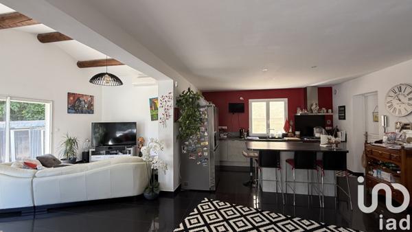 Maison 5 pièces de 144 m² à Bagnols-sur-Cèze (30200)