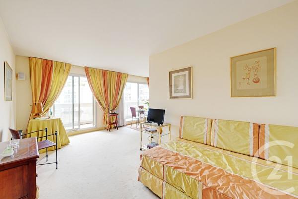 Appartement F2 à vendre  2 pièces - 50 m2 PARIS - 75019