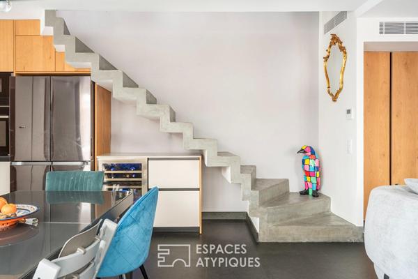 Deux maisons communicantes et un deux-pièces autour d’une cour privée