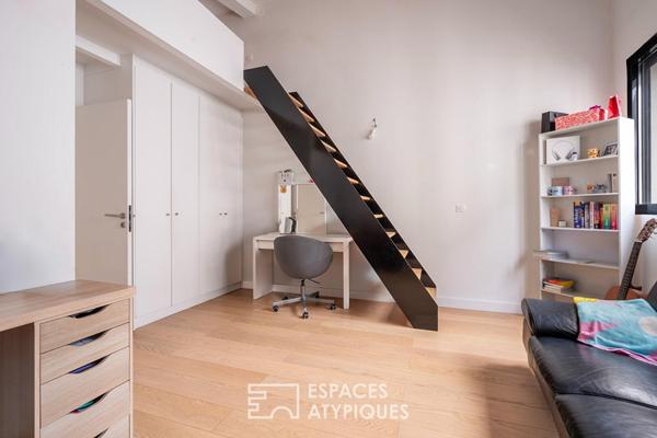 Deux maisons communicantes et un deux-pièces autour d’une cour privée