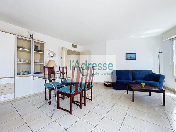 Appartement Antibes 3 pièce(s) 67.98 m2