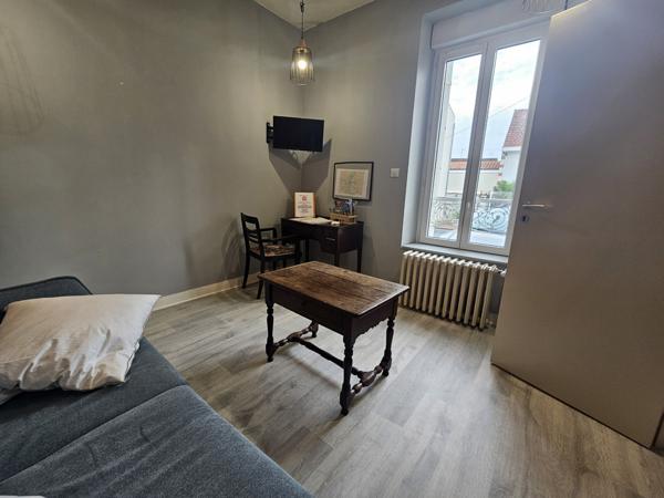 Maison  6 pièce(s)  4 chambre(s)  173 m²