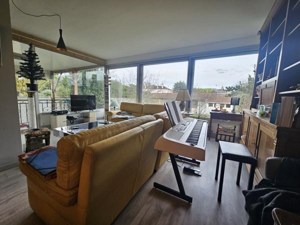 Maison  6 pièce(s)  4 chambre(s)  173 m²