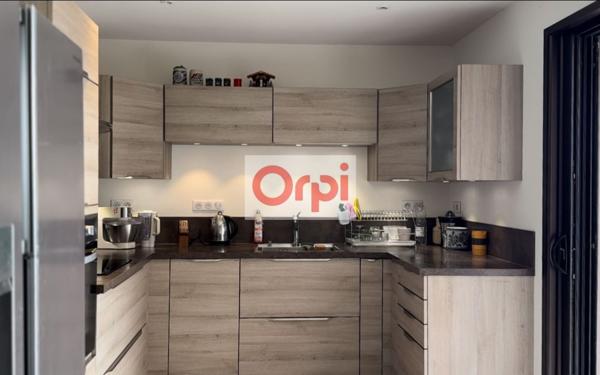 Maison à vendre    3 pièces • 131 m2 Lecci