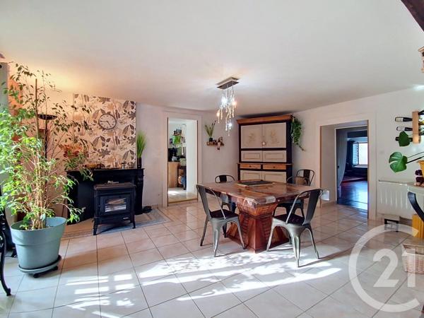 Appartement F5 à vendre  6 pièces - 145 m 2   VESOUL  - 70
