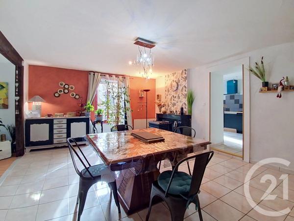 Appartement F5 à vendre  6 pièces - 145 m 2   VESOUL  - 70