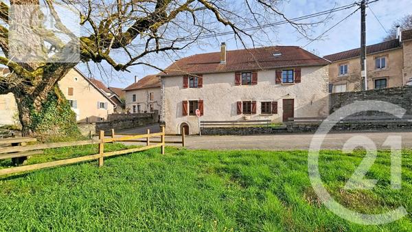 Appartement F5 à vendre  6 pièces - 145 m 2   VESOUL  - 70