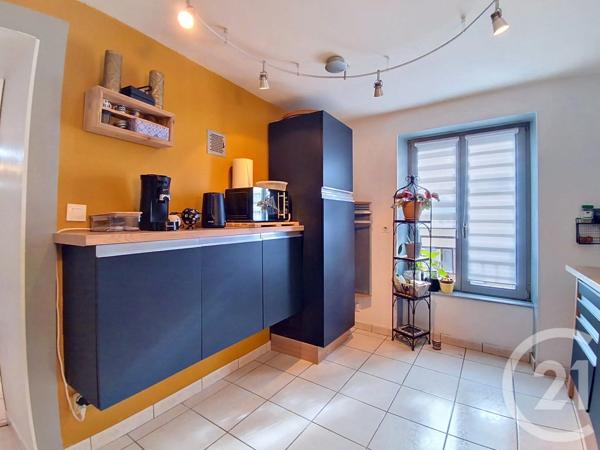 Appartement F5 à vendre  6 pièces - 145 m 2   VESOUL  - 70