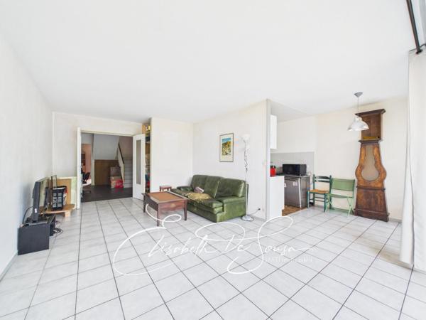 DUPLEX FAMILIAL AVEC BOX ET BALCON