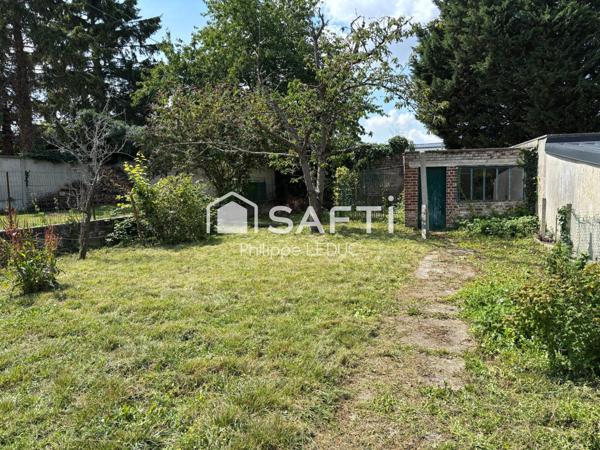 Maison semi mitoyenne avec garage - Beaux volumes !