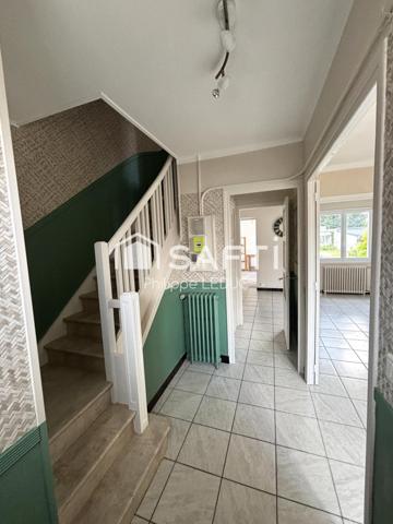 Maison semi mitoyenne avec garage - Beaux volumes !