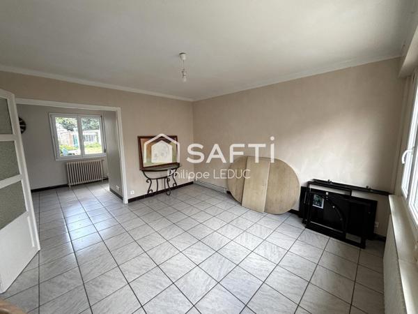 Maison semi mitoyenne avec garage - Beaux volumes !