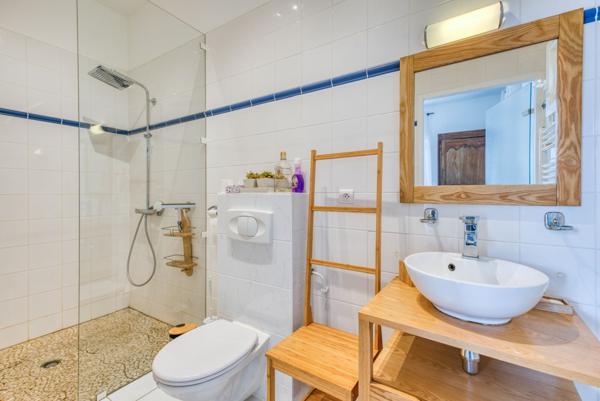 PROPRIETE UNIQUE PLEINE VUE MER AVEC ACCES DIRECT A LA PLAGE A VAUX SUR MER