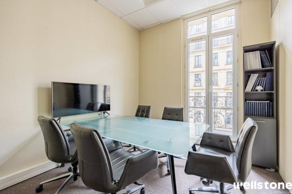 Bureaux à louer à PARIS 75009