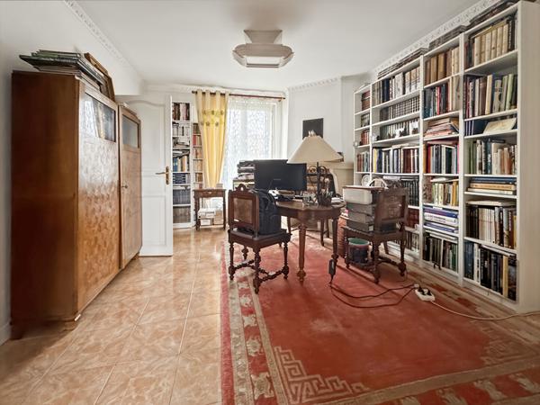 Maison de Prestige à Vendre à Rosny-sous-Bois