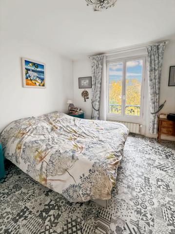 Maison de Prestige à Vendre à Rosny-sous-Bois