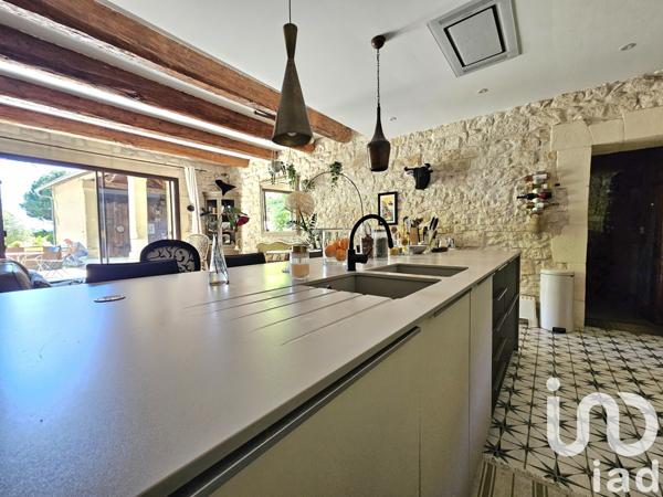 Maison à vendre 11 pièces 356 m² Tarascon