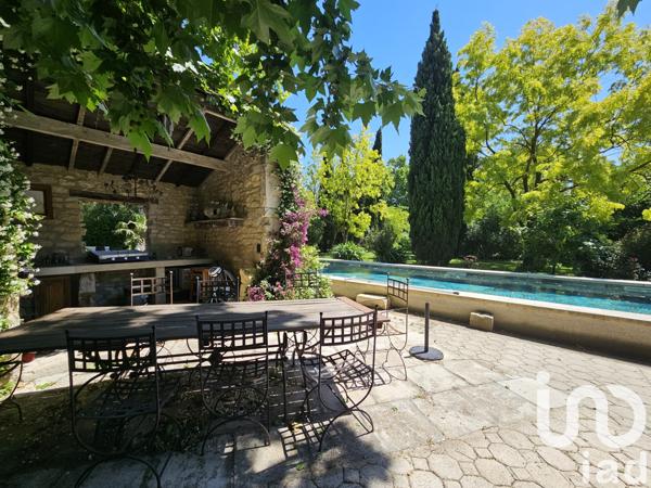 Maison à vendre 11 pièces 356 m² Tarascon