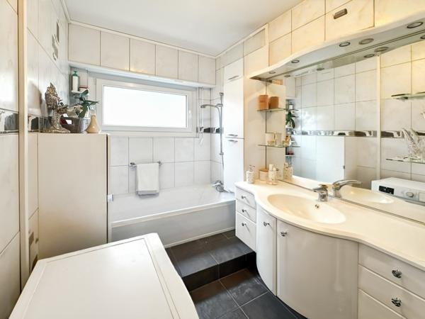 Brunstatt-Didenheim (68350) BRUNSTATT - APPARTEMENT 137 m² AVEC GARAGE