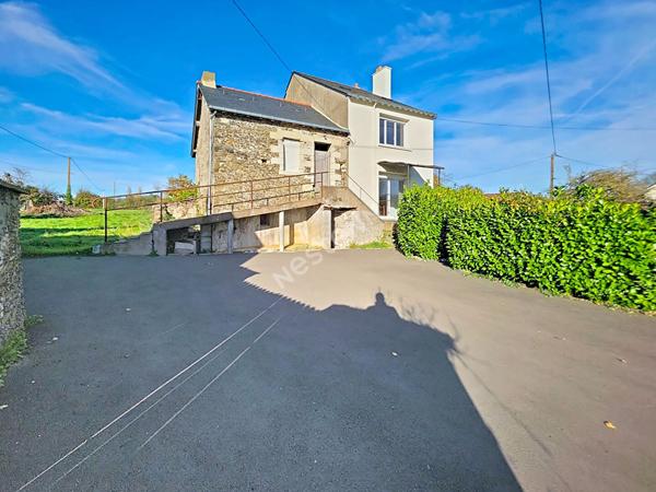 Maison A VENDRE à ANETZ, proximité ANCENIS, dépendances et jardin.