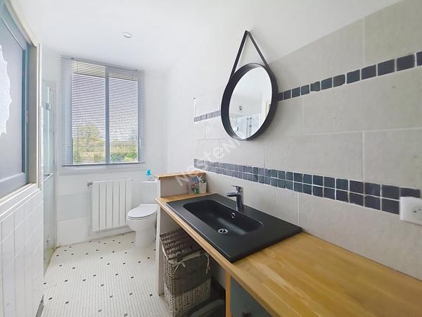 Maison A VENDRE à ANETZ, proximité ANCENIS, dépendances et jardin.