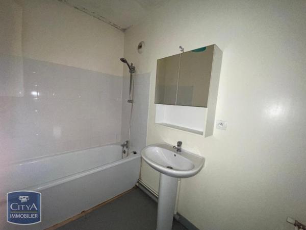 Appartement à louer 2 pièces 46.42m² Poitiers (86000)