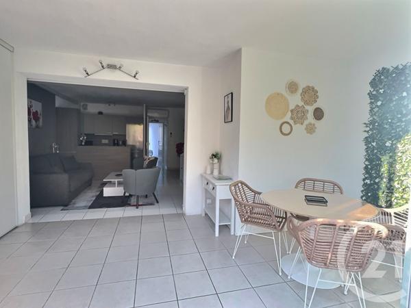 Appartement T2 à vendre  2 pièces - 52,35 m2 FREJUS - 83