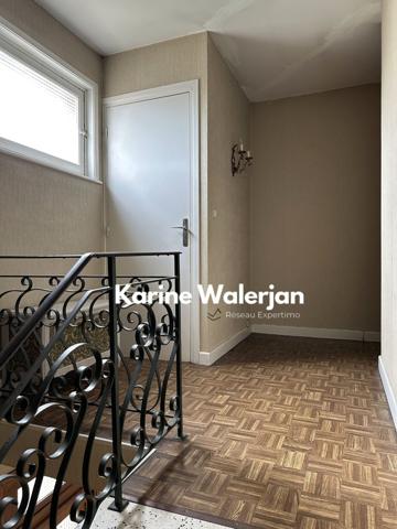 Courrières (62710) MAISON AUX BEAUX VOLUMES 164 M2 7 PIECES