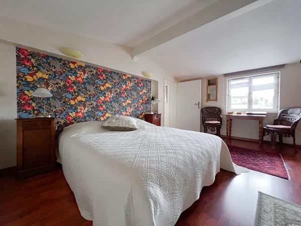 Appartement Angers/Ralliement Hyper Centre de 7 pièces de 211m², 4 Chambres, cave.